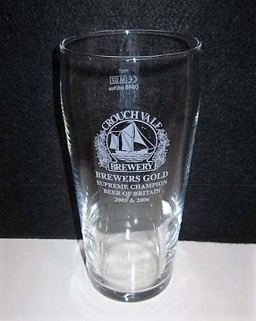 beer glass from the Crouch Vale brewery in England with the inscription 'Crouch Vale Brewery Brewers Gold Supreme Champion Beer Of Britain 2005 & 2006 '