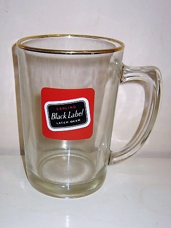 beer glass from the Carling brewery in Canada with the inscription 'Carling Black Lable Lager Beer'