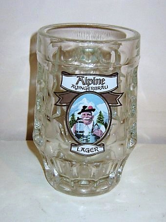 beer glass from the Samuel Smith brewery in England with the inscription 'Alpine Ayingerbrau Lager'