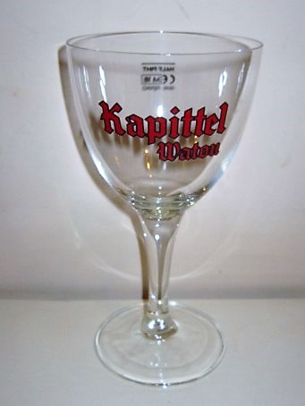 beer glass from the Leroy brewery in Belgium with the inscription 'Kapittel Waton'