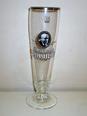 beer glass from the Hofmuhl brewery in Germany with the inscription 'Eslander Privat Pils '