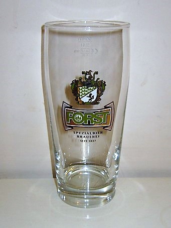 beer glass from the Forst brewery in Italy with the inscription 'Forst Spezialbier Brauerei Seit 1858'