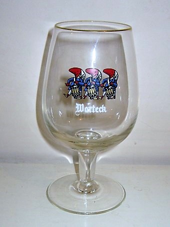 beer glass from the Feldschlosschen brewery in Switzerland with the inscription 'Wartech'