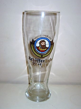 beer glass from the Schfferhofer brewery in Germany with the inscription 'Schofferhofer Weizen Spritzig Obergarig'