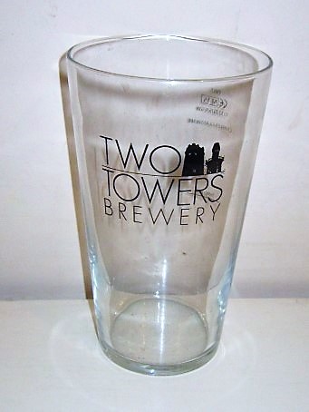 beer glass from the Two Towers brewery in England with the inscription 'Two Towers Brewery'
