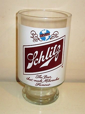 beer glass from the Schlitz Brewing Co brewery in U.S.A. with the inscription 'Schlits, Schlits The Beer That Made Milwaukee Famous'