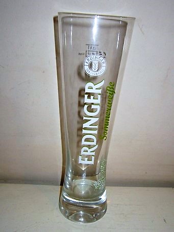beer glass from the Erdinger  brewery in Germany with the inscription 'Erdinger Weissbrau, Erdinger Sammerweibe'