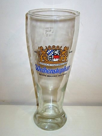 beer glass from the Weihenstephan brewery in Germany with the inscription 'Seit 1040 Bayerische Staatsbrauere Weihenstephan Alteste Brauerei Der Welt'