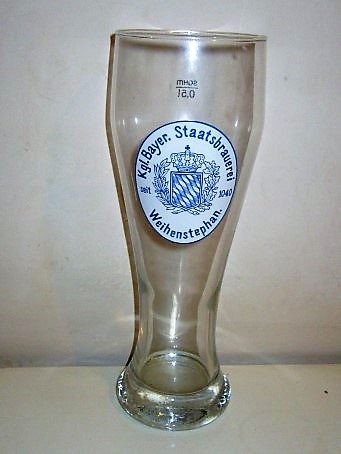 beer glass from the Weihenstephan brewery in Germany with the inscription 'KGL. Bayer Stattsbraueri Seit 1040 Weihenstephan'