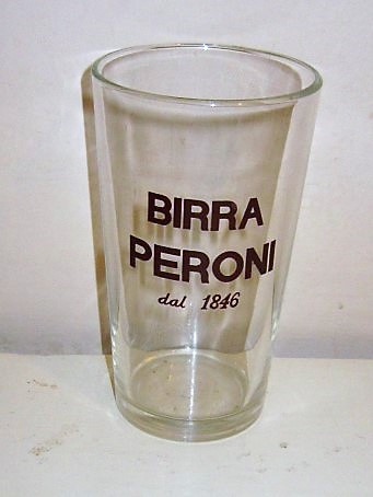 beer glass from the Peroni brewery in Italy with the inscription 'Birra Peroni Dal 1846'