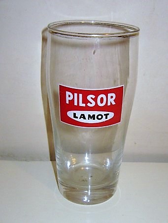 beer glass from the Lamot brewery in Belgium with the inscription 'Pilsor Lamot'