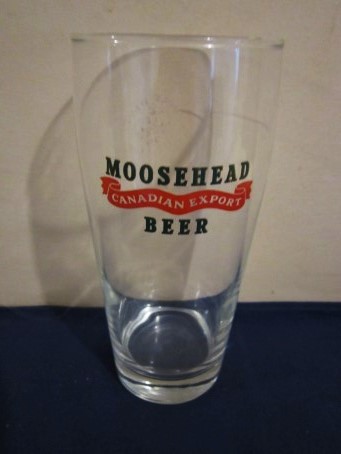 beer glass from the Moosehead Breweries Ltd brewery in Canada with the inscription 'Moosehead Beer Canadian Export'