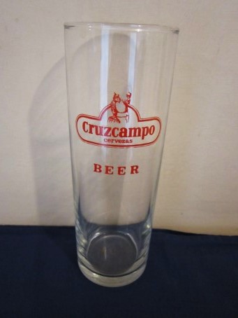 beer glass from the Cruzcampo brewery in Spain with the inscription 'Cruzcampo Cervezas'