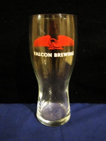 beer glass from the Falcon Brewing brewery in Canada with the inscription 'Falcon Brewing'