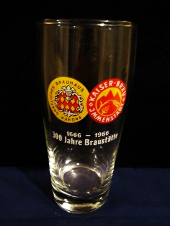 beer glass from the Kaiser brewery in Germany with the inscription 'Fruher Grafliches Brauhaus, Kaiser Brau Jmmenstadt 1666-1966 300 Jahree Braustatte'