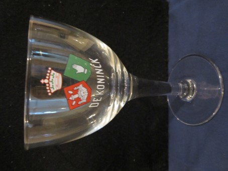 beer glass from the De Koninck brewery in Belgium with the inscription 'De Koninck'