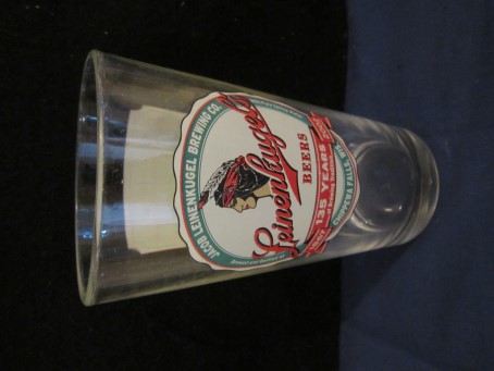 beer glass from the Leinenkugel's brewery in U.S.A. with the inscription 'Leinenkugel's Beers, Jacob Leinekugel's Brewing Co 135 Years Of Breweing Tradition 1867-2002 Chippewa Falls WIS.'