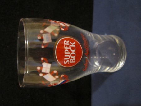 beer glass from the Uniao Cervejeira brewery in Portugal with the inscription 'Super Bock, Sabor Autentico'