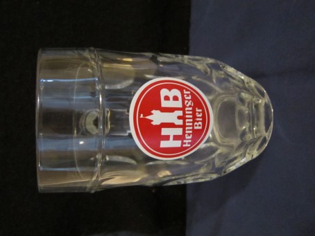 beer glass from the Henninger brewery in Germany with the inscription 'HB Henninger Bier'