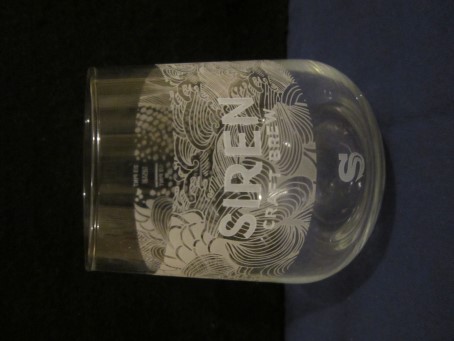 beer glass from the Siren brewery in England with the inscription 'Siren Craft Brew S'