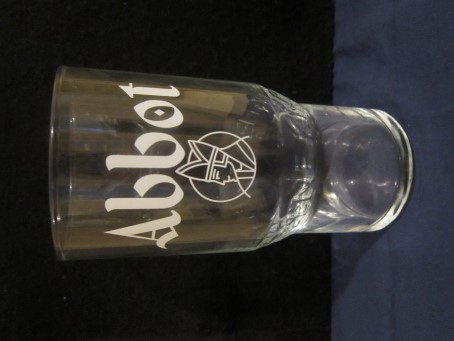 beer glass from the Greene King brewery in England with the inscription 'Abbot'