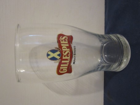 beer glass from the Courage brewery in Scotland with the inscription 'Gillespie's Malt Stout'
