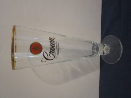 beer glass from the Carlton & United Breweries brewery in Australia with the inscription 'Crown Australia's Finest'