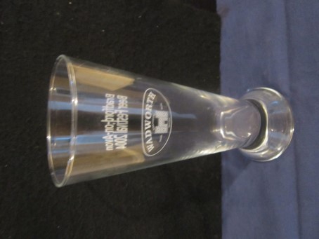 beer glass from the Wadworth brewery in England with the inscription 'Wadworth'