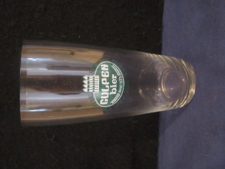 beer glass from the Gulpener brewery in Netherlands with the inscription 'Gulpen Bier Traditie Rijk Van Smaak Rijk Aan'