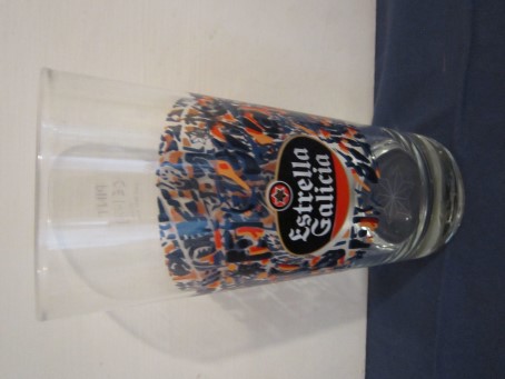 beer glass from the Hijos de Rivera brewery in Spain with the inscription 'Estrella Galicia'