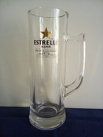 beer glass from the Damm brewery in Spain with the inscription 'Estrella Damm Receta Original 1876'