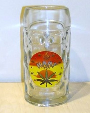 beer glass from the Wdi-Bru HANF brewery in Austria with the inscription '7 Stern Brau Hanf Bier'