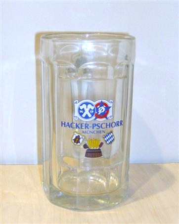 beer glass from the Hacker-Pschorr brewery in Germany with the inscription 'Hacker-Pschorr Munchen'