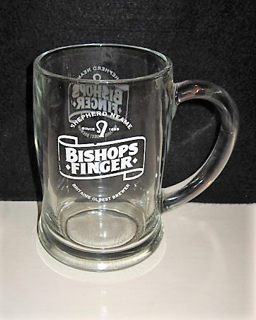 beer glass from the Shepherd Neame brewery in England with the inscription 'Bishops Finger Shepherd Neame Since 1698 Britains Oldest Brewer'
