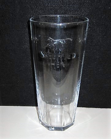 beer glass from the Morland  brewery in England with the inscription 'Old Speckled Hen '