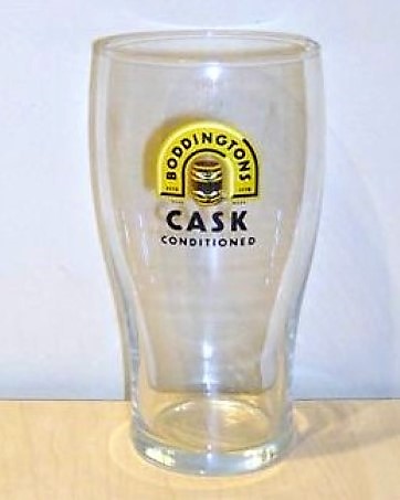 beer glass from the Boddingtons brewery in England with the inscription 'Boddingtons Cask Conditoned'
